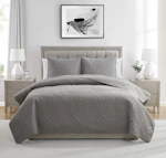 Solomun Pinsonic Quilt Set