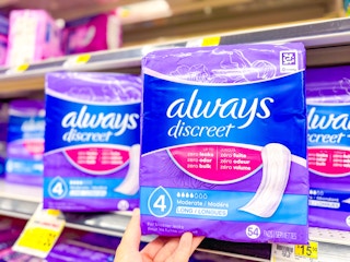 hand holding always discreet pads