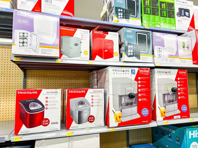 frigidaire ice maker area at walmart