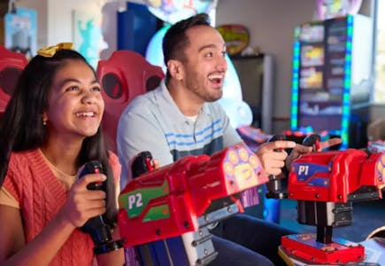 Chuck E. Cheese Family Package