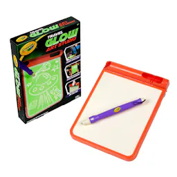 Crayola Travel Glow Art Studio