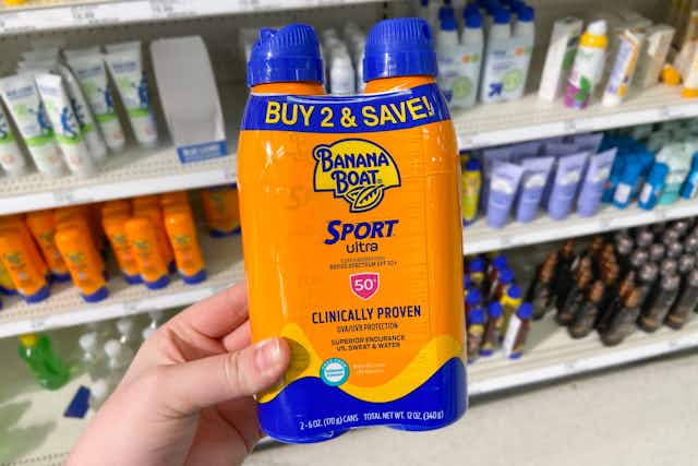 Banana Boat Sunscreen Spray: Get 4 Bottles for $16.65 on Amazon card image