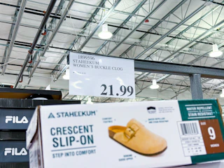 staheekum clogs costco