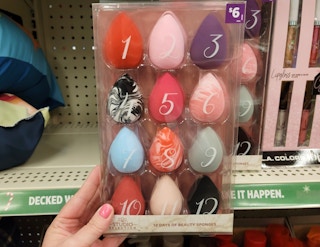 dollar general makeup sponges holiday set 2022 sv 1668527302 1668527302
