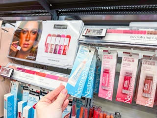 walmart-Neutrogena-Hydro-Boost-Lip-Sleeping-Mask-kcl-1