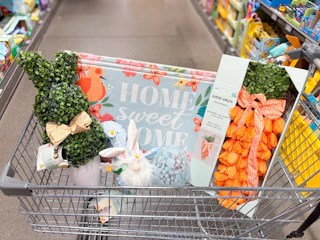 aldi-easter-decor-wreath-gnome-topiary-mat