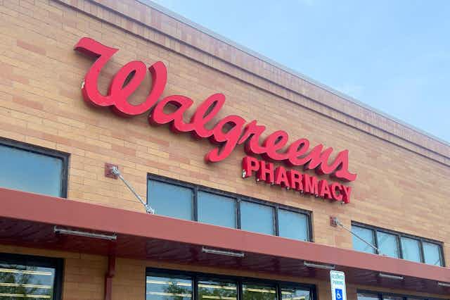 Walgreens Closing up to 25% of Their Stores Over the Next Few Years card image