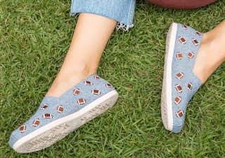 toms womens shoes 102721a 1635359842 1635359842