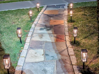 amazon-tall-solar-pathway-lights-kcl-B0G6Z85C4P-1