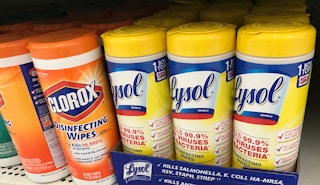 LysolDisinfectantWipes Walmart e1628774264779