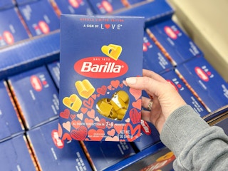 Barilla Heart-shaped pasta box