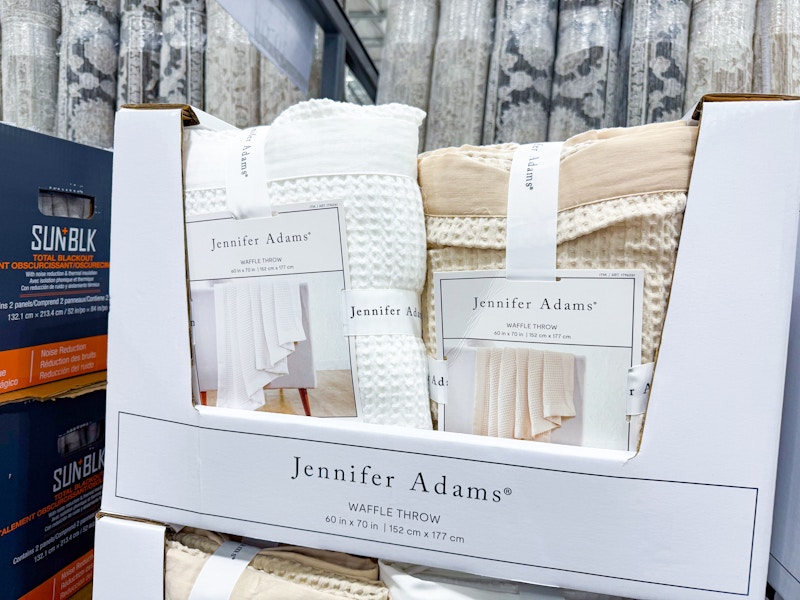 costco-jennifer-adams-cotton-waffle-throw