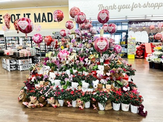 albertsons display 1675878957 1675878957