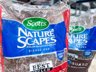 lowes scotts mulch 1 1684426733 1684426733