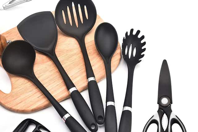 Get a 12-Piece Kitchen Utensil Set for Only $10 on Amazon card image