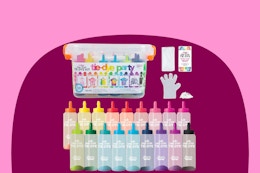 This $33 Tie-Dye Kit Is Just $19.59 on Amazon card image