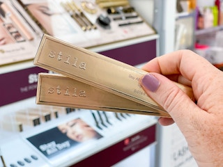 stila waterproof eye liner