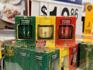 walmart yankee candle trio 121119b 1576082761