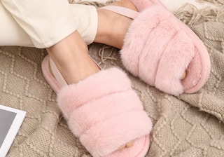 amazon fuzzy slippers 2022 2 1642165579 1642165579