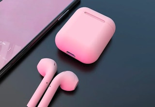 jane-headphones-2023-1