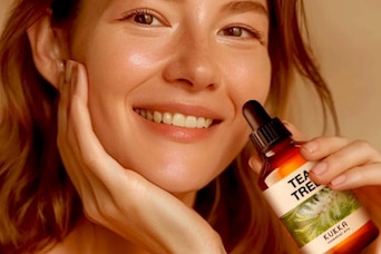 100% Pure & Natural Tea Tree Oil for Skin, Hair, Toenails, Aromatherapy, & Soap Making Scent (4 fl oz/118 ml)