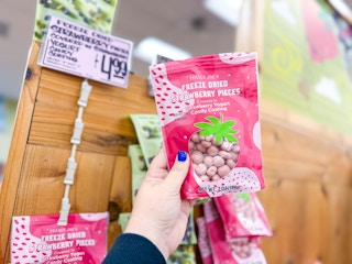 trader-joes-valentine-36