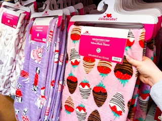 Valentine's Day blankets at Walmart (chocolate covered strawberries)