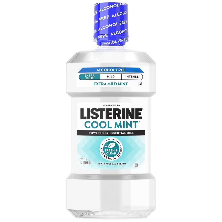 2 Listerine Extra Mild Mouthwashes