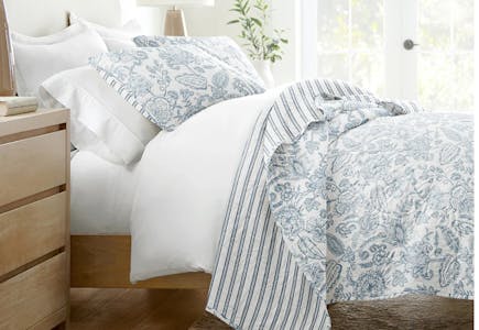 Linens & Hutch Quilt Set