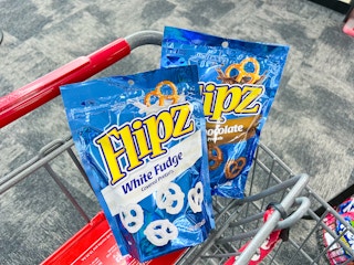 flipz-pretzels cvs1