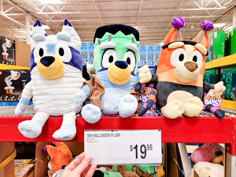 sams-club-bluey-halloween-plush-6