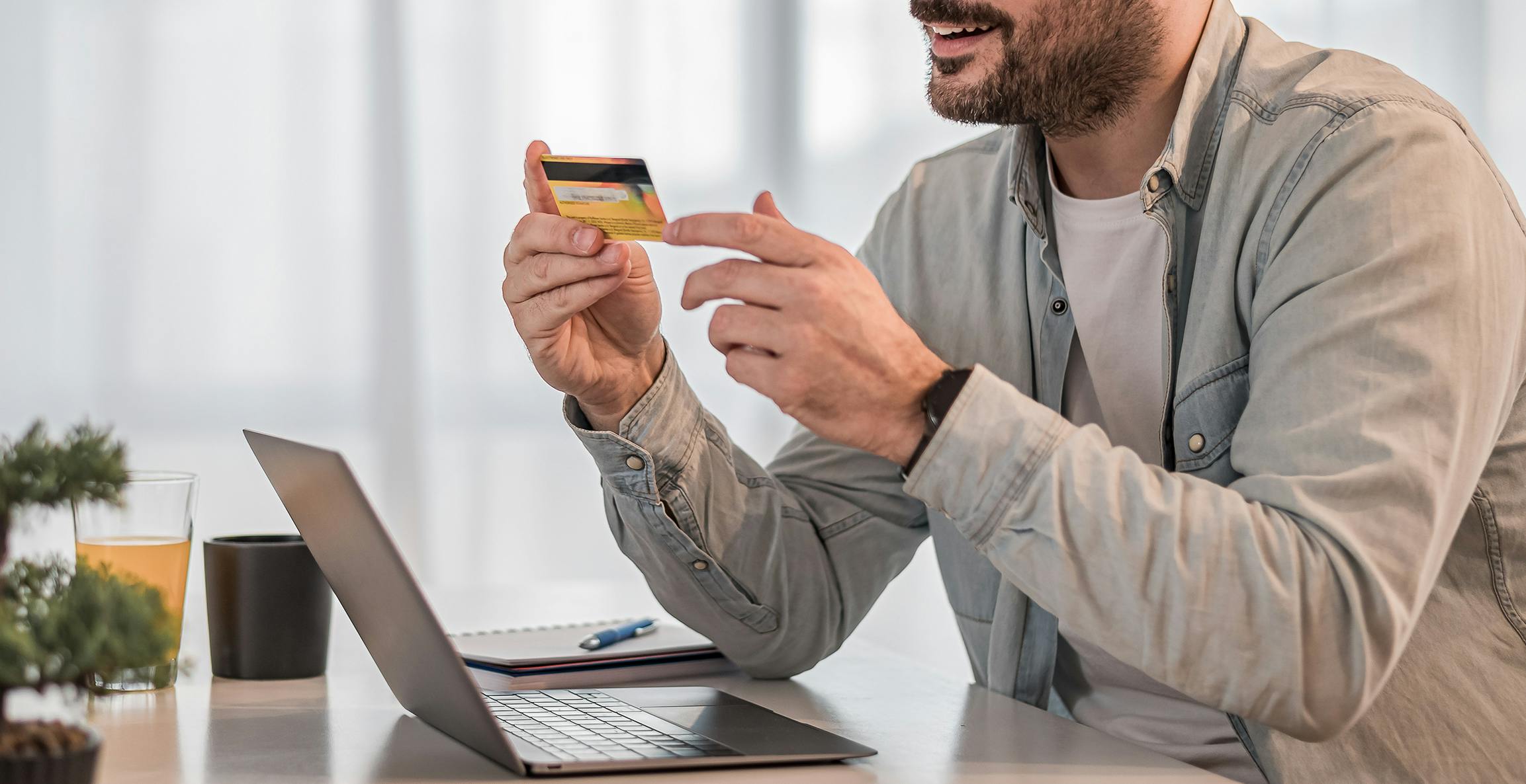 10 Best Credit Cards for Bad Credit to Help Rebuild Your Score