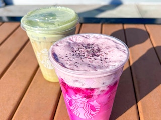 starbucks-wicked-drinks-elphabas-green-elixir-glindas-pink-potion-kcl-8