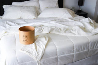 linens-and-hutch-bed-in-bag-kcl-2