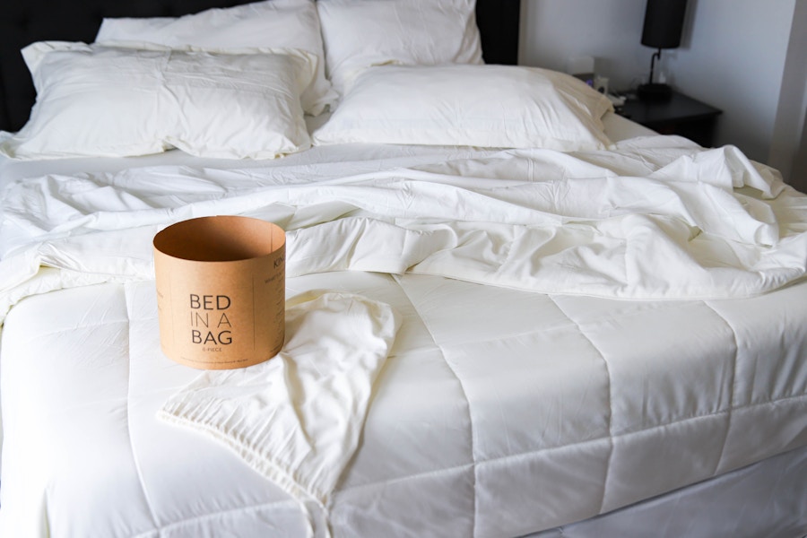 linens-and-hutch-bed-in-bag-kcl-2