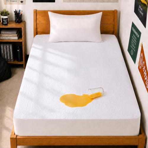 Utopia Bedding Mattress Protector