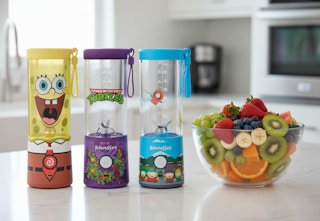 BlendJet 2 Portable Cartoon Blender