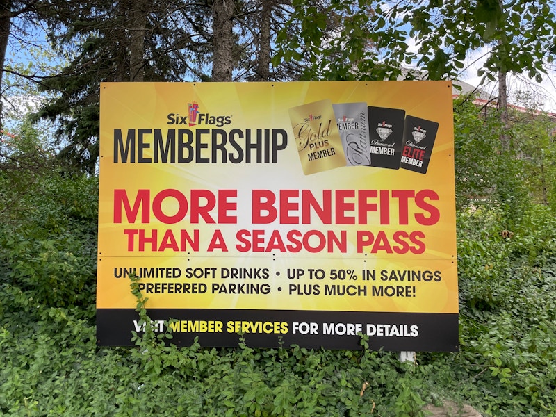 Assign detailing membership benefits for a Six Flags amusement park