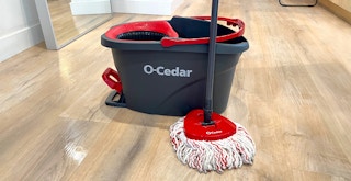 o-cedar easywring deep clean microfiber spin mop system in kitchen