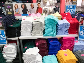 Children-place-back-to-school-uniform-polos-1