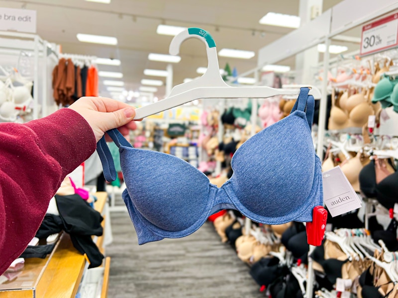 auden-tshirt-bra-target3