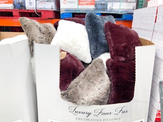 costco brentwood faux fur pillow dec 2022 1669892274 1669892274