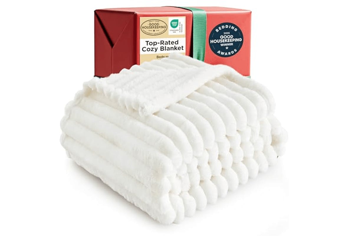 Bedsure GentleSoft White Throw Blanket