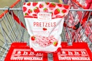 costco-creative-snacks-pretzels