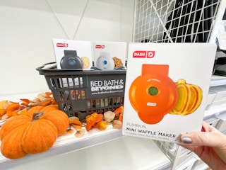 dash mini halloween waffle maker 090721 1631036061 1631036061