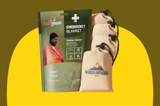 4-pack of emergency blankets 