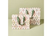 Magnolia Gift Bags Set