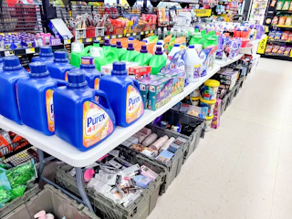 dollar general clearance table