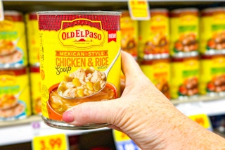 hand holding a can of old el paso soup