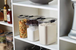 rubbermaid pantry set